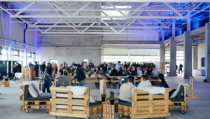 TITLE_DE_DE does not exist