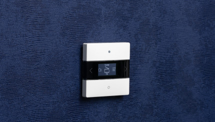 4800418 iON 8 lila Tapete