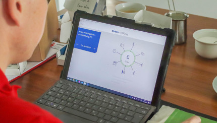 TITLE_DE_DE does not exist